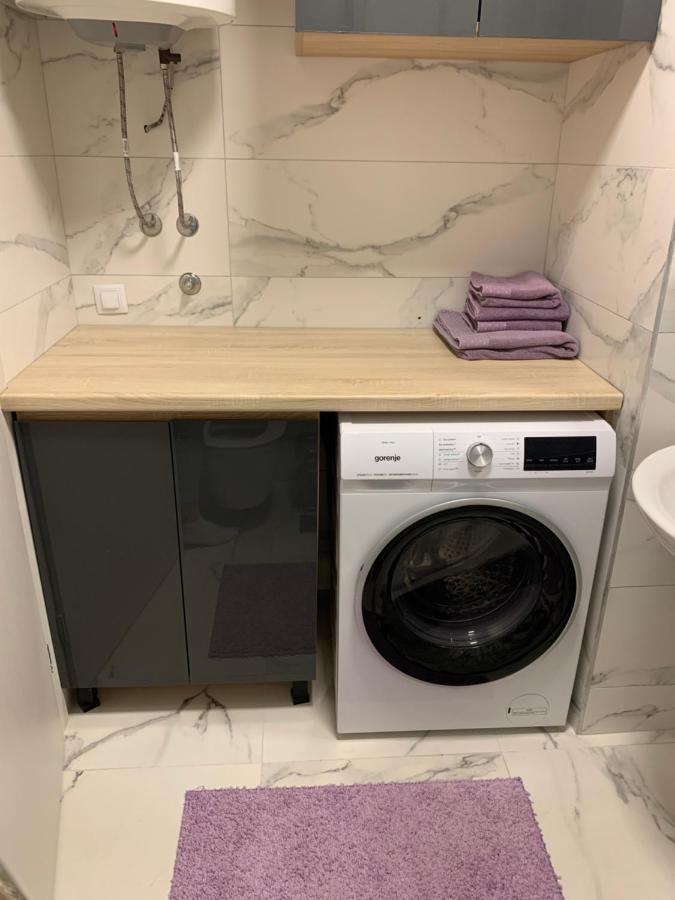 Pink Modern Apartment 스코페 외부 사진