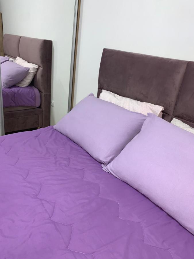 Pink Modern Apartment 스코페 외부 사진